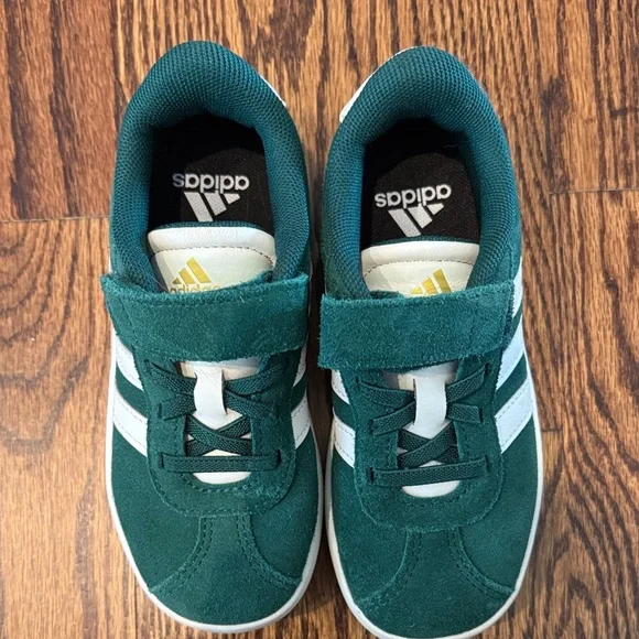 Boys Adidas Green velcro Sneakers - Picture 5 of 7